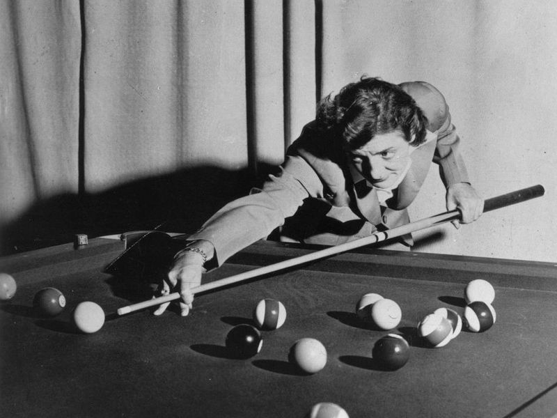 Ruth McGinnis The Queen of Billiards
